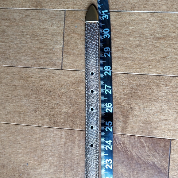 Vintage brown leather belt w/ gold buckle - Picture 4 of 4